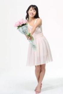 312923_229988863723818_201020253287346_679126_1857734289_a - Han Ji Min