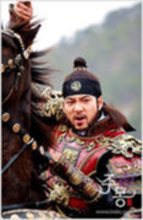 38152022_FOZRTMEFS - Legendele palatului printul Jumong