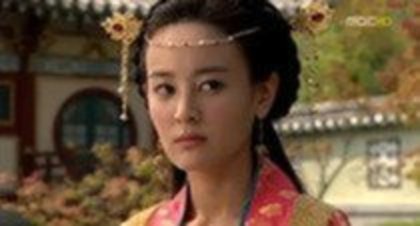 41674874_QTFFSBBUO - Ah-hyo