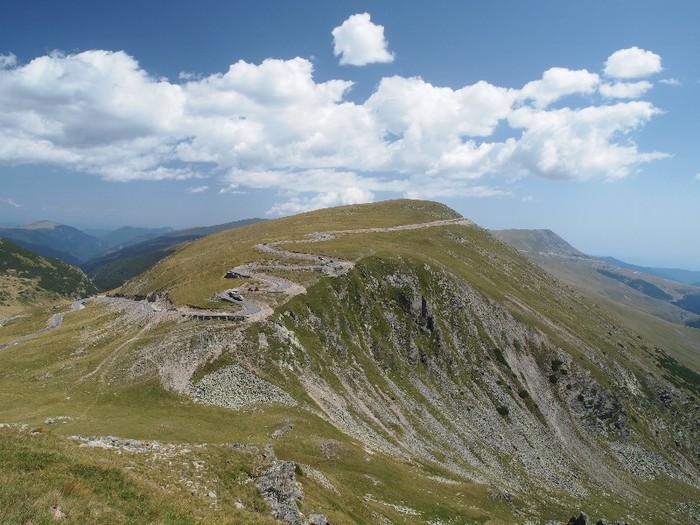 P8233169; Transalpina vazuta la plecarea in traseu.
