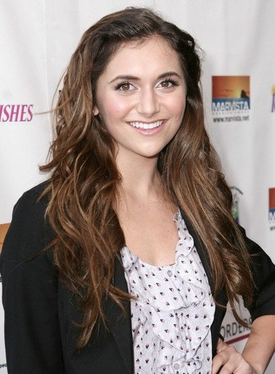 alyson-stoner-chloe-bridges-16-wishes-04