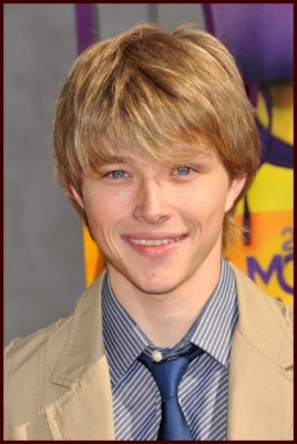 normal_mtvmovie006 - sterling knight