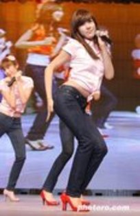 23572041_MVEDIJOBQ - SNSD-Tiffany
