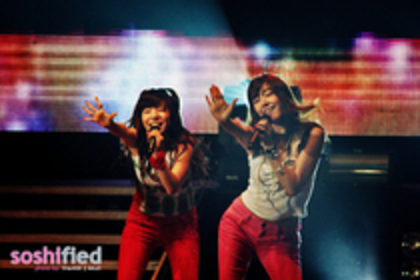 23572069_THPUYBLCI - SNSD-Tiffany