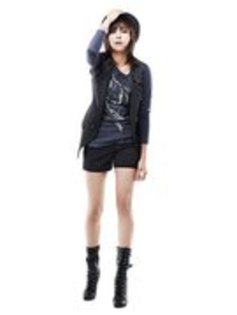 35177107_EVZIYLMYP - Uee