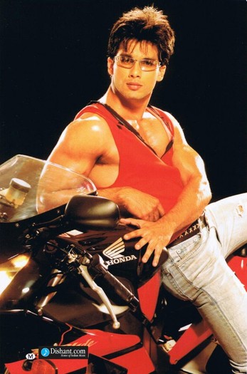 sasha (56) - Shahid Kapoor