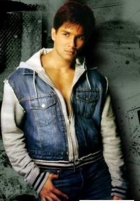 sasha (67) - Shahid Kapoor