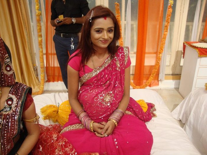 206722_10150201196036180_537786179_8104438_4697846_n - Ragini-Parul Chauhan