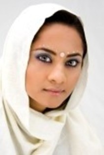 photo_3675933_beautiful-woman-with-white-head-scarf-isolated