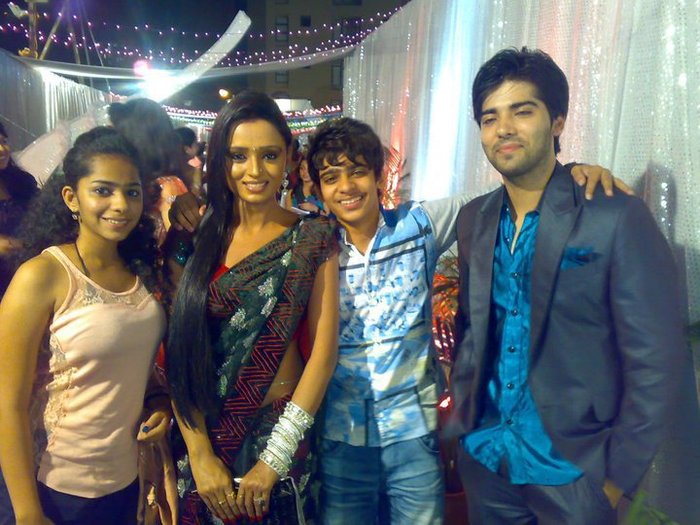 269750_117179355041032_100002469031600_133600_7829080_n - Parul Chauhan