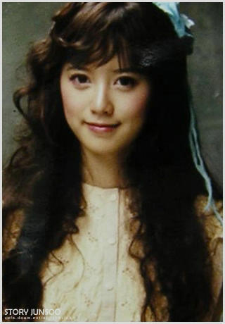 19 - Koo Hye Sun