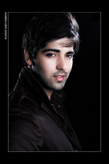 295741_285114094851534_284170791612531_1119013_116005848_n - xxKinshuk Mahajan-Ranvirxx