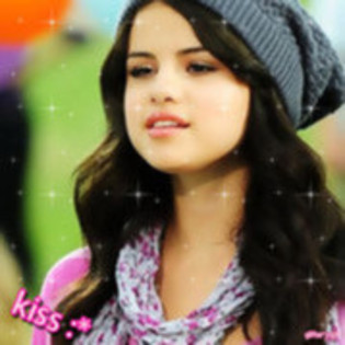 33873939 - 00- poze cool selena-00