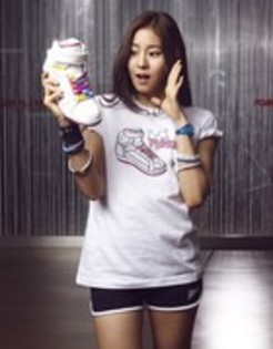 48952704_RFHLKTPOD - Uee