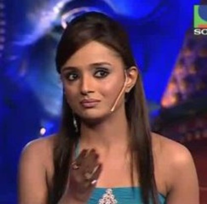 200685_140876775977989_134838463248487_244359_817844_n - Parul Chauhan