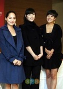 42866181_AWCQCRQIB - Seo Ji Hye