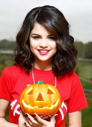 Selena-Gomez-8 - Selena de hallowen