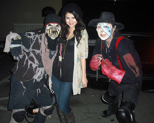 252 - Selena de hallowen