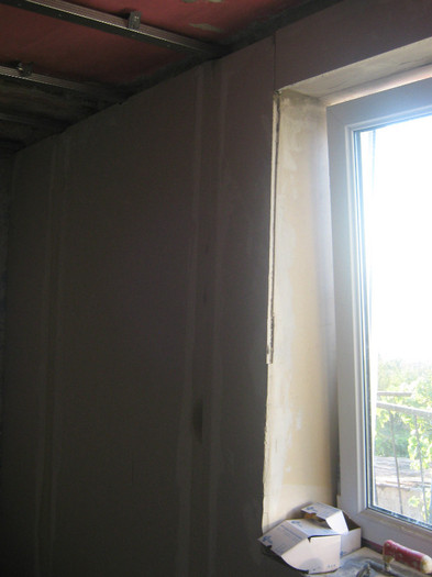 tati dfd 062; perete gips carton lipit si tavan pe structura

