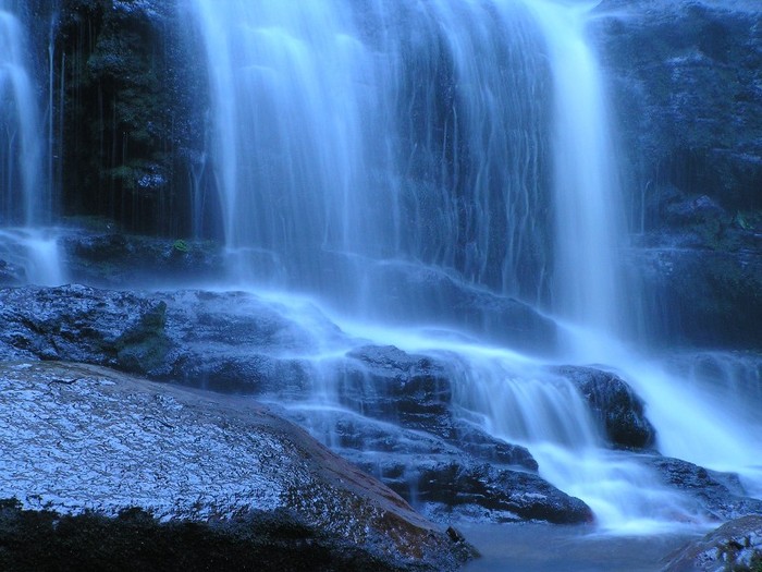 Waterfall - Wallpeare
