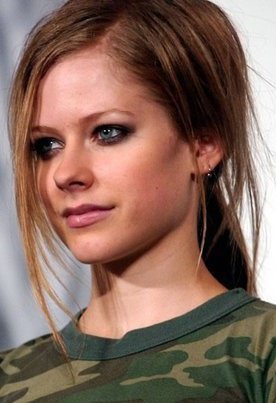 254648_208735432515704_182798301776084_535441_915651_n - 0- poze cool cu avril -0