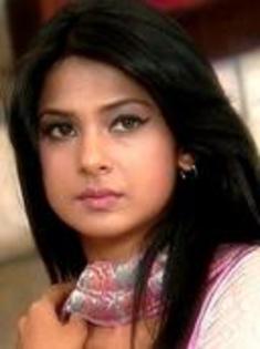 1-6522357-1018-t - Jennifer Winget