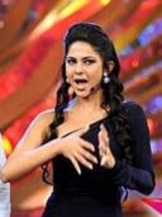 1-6774758-1919-t - Jennifer Winget