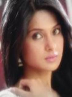 1-6777083-3593-t - Jennifer Winget