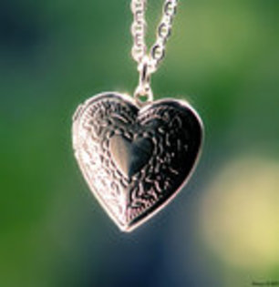 your_heart____by_anchiix-d4cvgw5