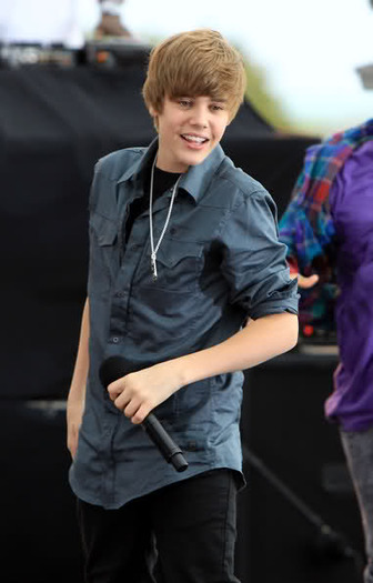 2mmaghz - Justin-Bieber