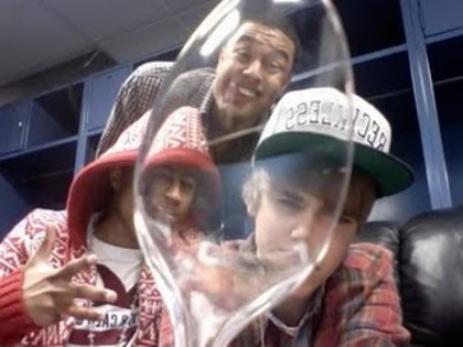 2qxb0hc - Justin-Bieber
