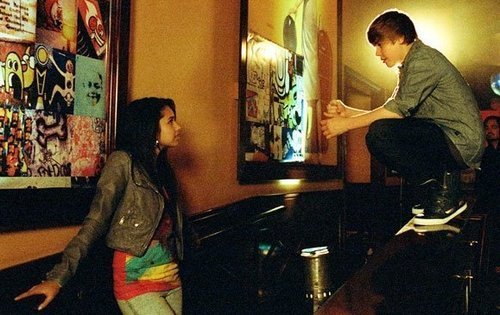 22122917_VVVEOXVDN - justin bieber 1