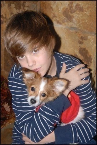 22122926_DPCFFXIIG - justin bieber 1