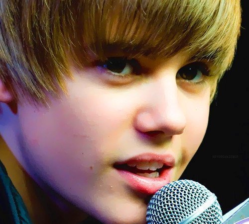 22122939_HFRTWDVFC - justin bieber 1