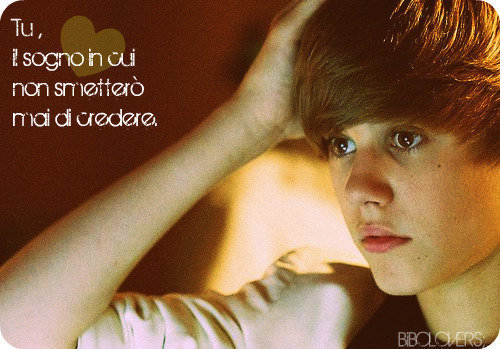 22123087_BHJIQVTFI - justin bieber 1