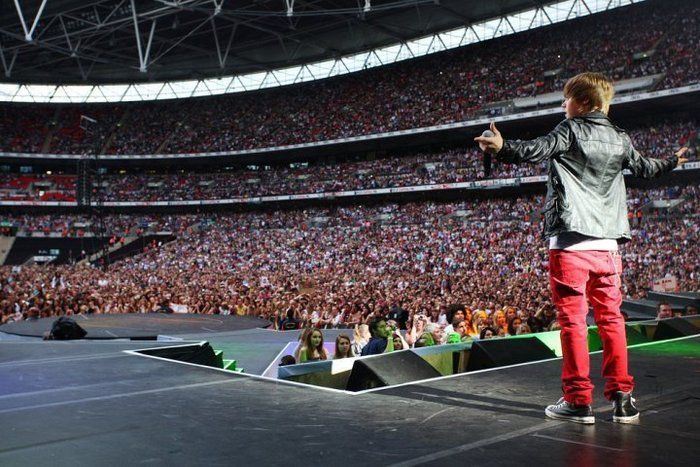 22123167_RSPLBEHDM - justin bieber 1