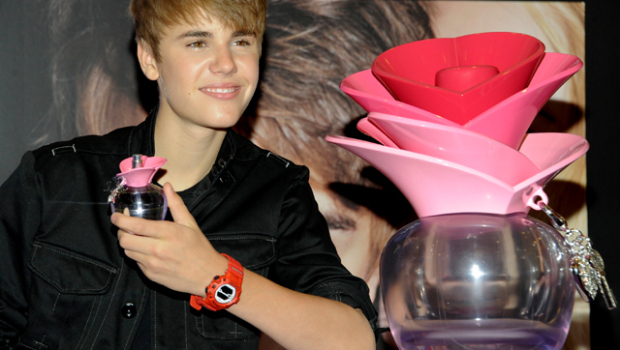 June30-How-Justin-Biebers-Tween-Tweets-Rule-The-Internet