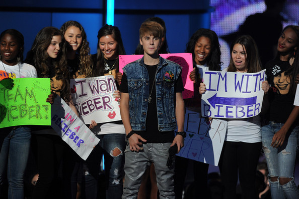 Justin+Bieber+BET+Awards+11+Show+52yHRRg03twl - justin bieber 1