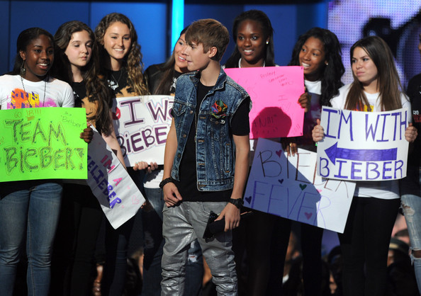 Justin+Bieber+BET+Awards+11+Show+o0tOUnpEi67l - justin bieber 1