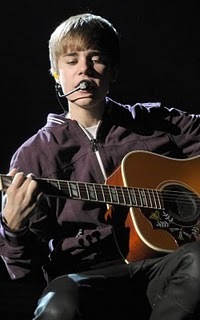 justin-bieber-021211-5 - justin bieber 1