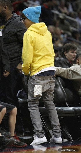 justinbieber_1304265933 - justin bieber 1