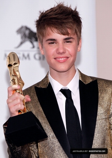 justinbieber_1306250817