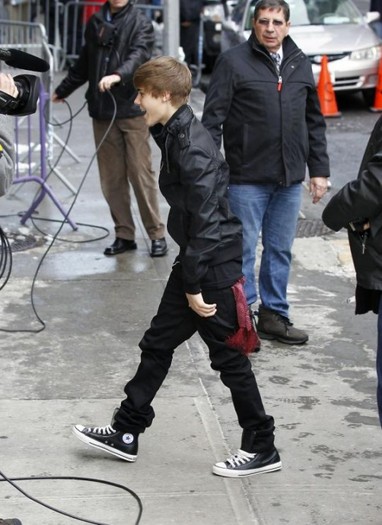 justin-bieber-late-show-10-540x742