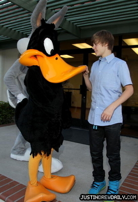normal_98931744 - justin bieber 2
