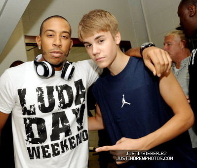 normal_123886417 - justin bieber 2