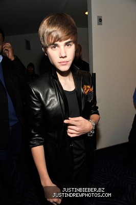 normal_430294237293~1 - justin bieber 2