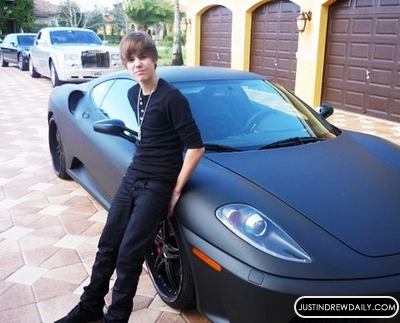 normal_bieber_1184_948