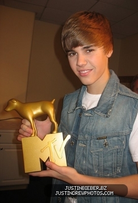 normal_JB_16 - justin bieber 2