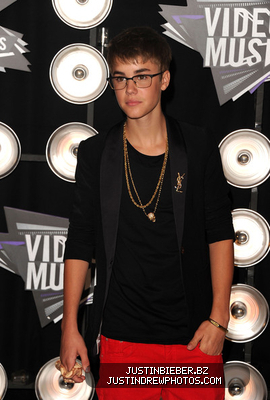 normal_Justin2BBieber2B20112BMTV2BVideo2BMusic2BAwards2BxxIS4qjT34kl