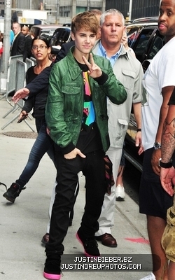 normal_justin-bieber-062211a-2